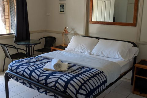 Woolshed Eco Lodge - Goulburn Accommodation 3