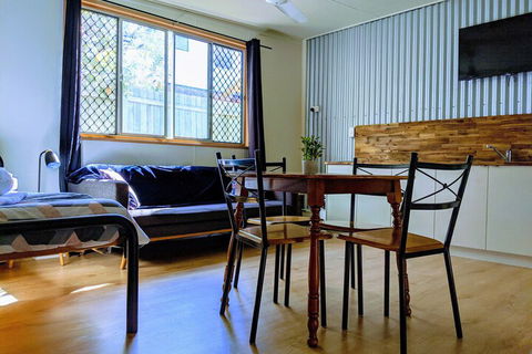 Woolshed Eco Lodge - Goulburn Accommodation 4