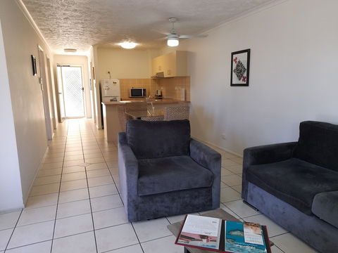 Airlie Apartments - Goulburn Accommodation 3