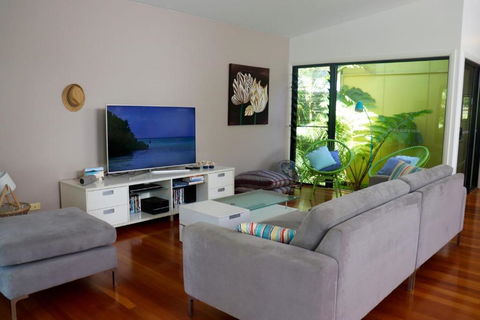 AtLIZZIE - Goulburn Accommodation 2