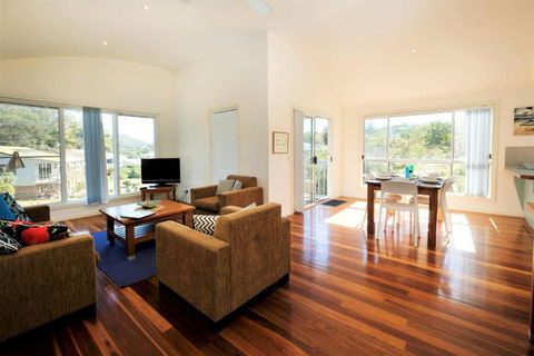 SPINNAKER 2 - Goulburn Accommodation 6