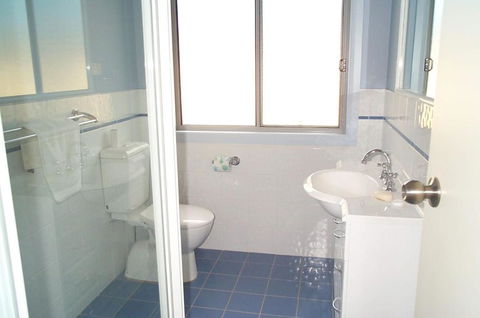 POINT BREAK WEEKLY ONLY - Goulburn Accommodation 6