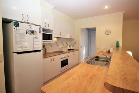 POINT BREAK WEEKLY ONLY - Goulburn Accommodation 1