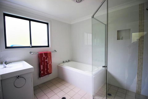 THE PALM FARM PET FRIENDLY WEEKLY ONLY - Goulburn Accommodation 5
