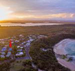 Angourie Blue 7 stroll to surfing beaches. - Goulburn Accommodation
