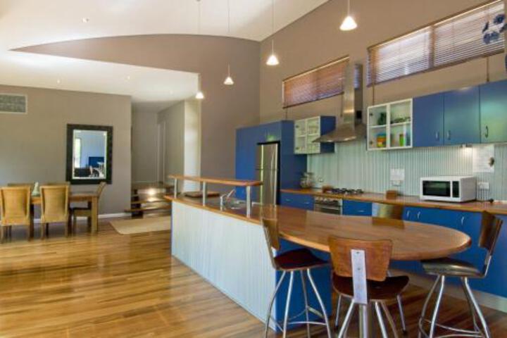 Riverside NSW Goulburn Accommodation