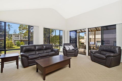 Amara 6 Wesley Avenue - Goulburn Accommodation 2