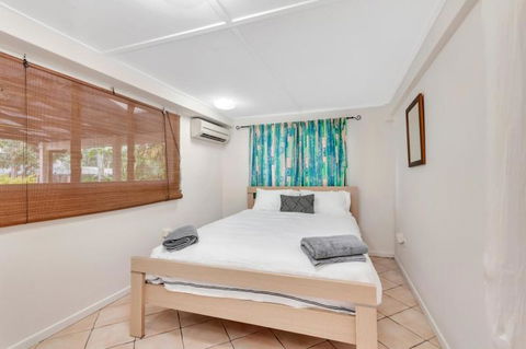 Edge Hill Holiday Home / Cairns - Goulburn Accommodation 5