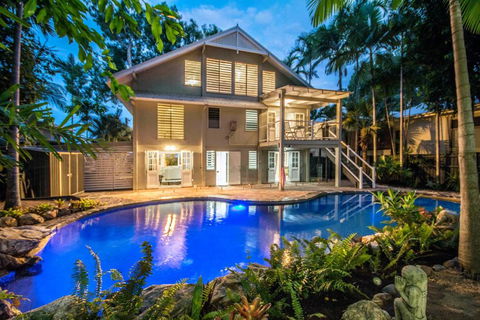 Decked Out By The Sea - Goulburn Accommodation 6