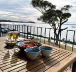 6 SHOAL TOWERS 11 SHOAL BAY RD STUNNING WATER VIEWS  PERFECT LOCATION - Goulburn Accommodation