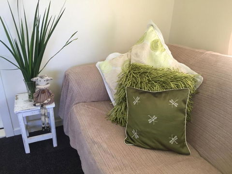 A Peaceful Cabin In The Country - Goulburn Accommodation 5
