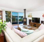 Booti Booti Lakehouse - Goulburn Accommodation