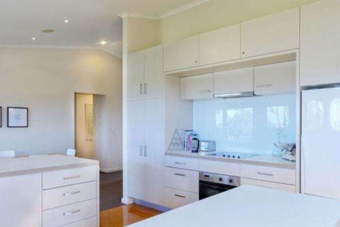 Little Karma - Goulburn Accommodation 3