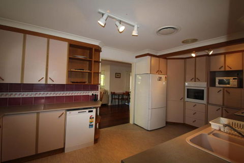 SEAMIST - Goulburn Accommodation 3
