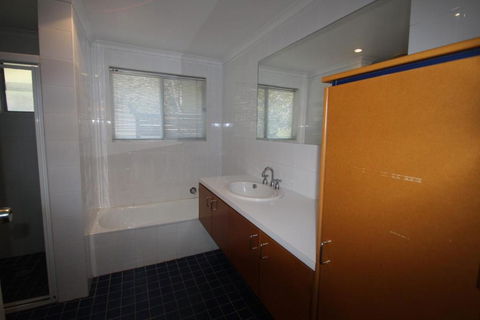 SEAMIST - Goulburn Accommodation 2