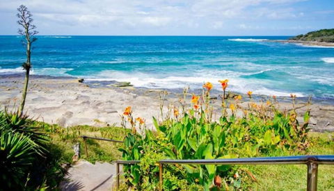 Suncrest 3 - Goulburn Accommodation 2