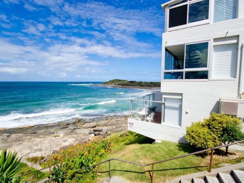Suncrest 3 - Goulburn Accommodation 3