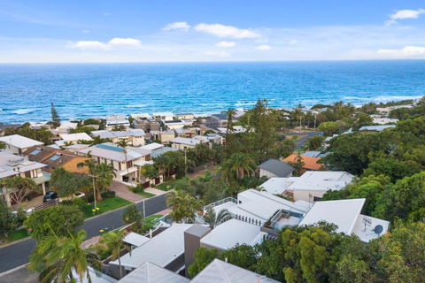 Architectural Masterpiece Sunshine Beach - Goulburn Accommodation 3