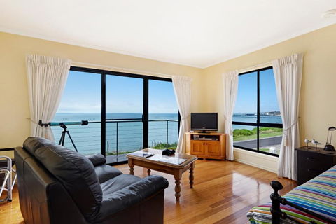 Clifftop Apartments Portland Vic - Goulburn Accommodation 6
