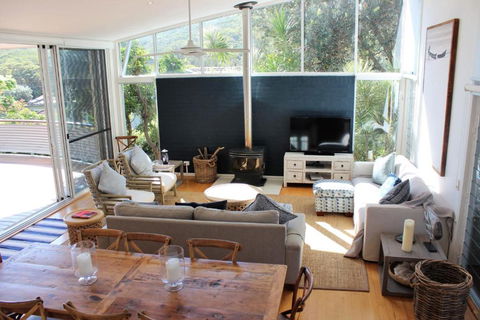 5 On COAST - Goulburn Accommodation 5