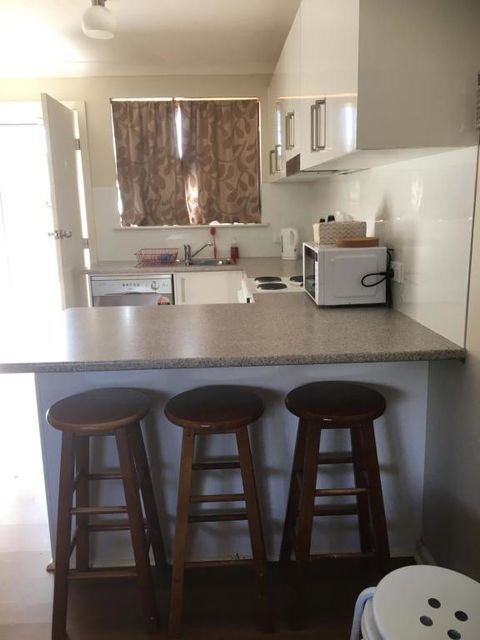Wakeford St - Goulburn Accommodation 7