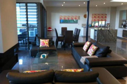 Azul Del Mar - Goulburn Accommodation 2