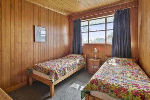 Alinjarra 13 Waller Court - Goulburn Accommodation 4