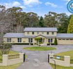Camelot superbly proportioned  ideally located - Goulburn Accommodation