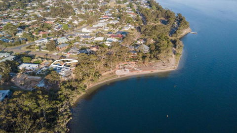Above Sunset 100m From The Paynesville Lakes - Goulburn Accommodation 5