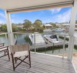 Beach 2 waterfront villa  beach - Goulburn Accommodation