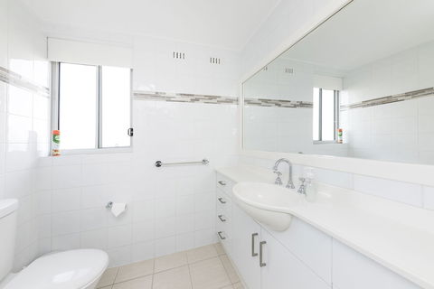 El Sandi Unit 07 - Goulburn Accommodation 4