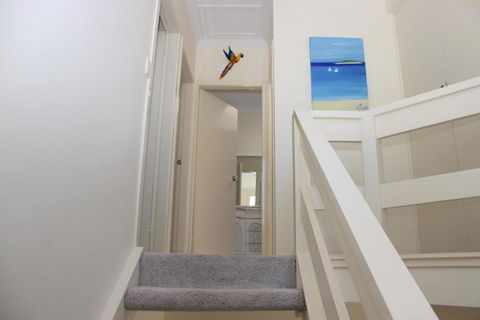 SUNDOWNER - Goulburn Accommodation 4