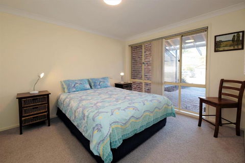 SUNDOWNER - Goulburn Accommodation 6