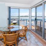 Fairholme 8 Perfect Lakefront Position - Goulburn Accommodation 0