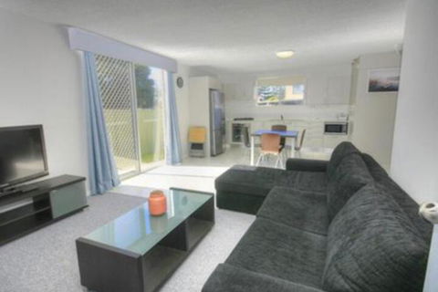 45B Wharf Street Downstairs - Goulburn Accommodation 0