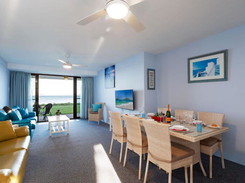 4 Harbourside 3 7 Soldiers Point Road Ground Floor On The Waterfront - Goulburn Accommodation 3