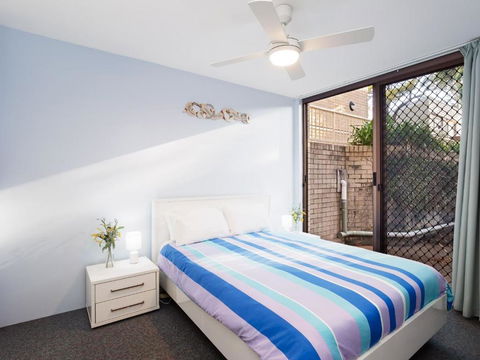 4 Harbourside 3 7 Soldiers Point Road Ground Floor On The Waterfront - Goulburn Accommodation 6
