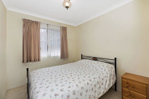 Caesars Palace 4 - Goulburn Accommodation 1