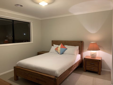 Apple House Truganina - Goulburn Accommodation 3