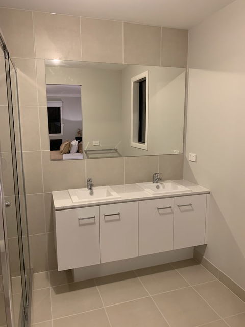 Apple House Truganina - Goulburn Accommodation 6