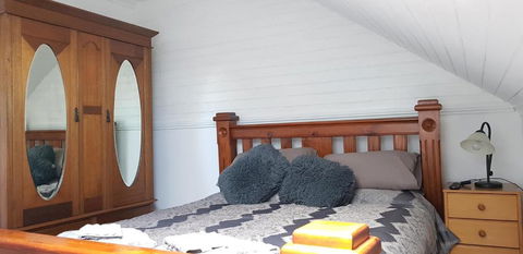 Barrington Church B & B - Goulburn Accommodation 6