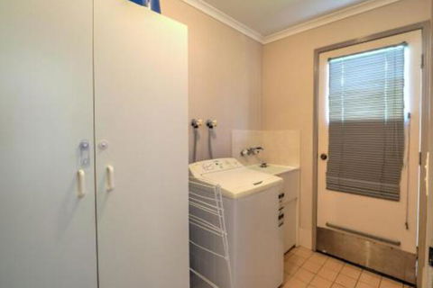 Affordable Holiday Home - Goulburn Accommodation 3