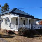 Creekview Cottage 70 Lock Street - Goulburn Accommodation 0