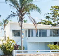 Sand Beach House breathtaking view  amazing position directly opposite the beach - Goulburn Accommodation