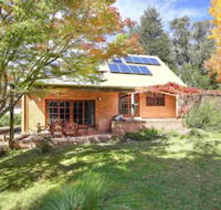 Honeysett Lodge - Goulburn Accommodation