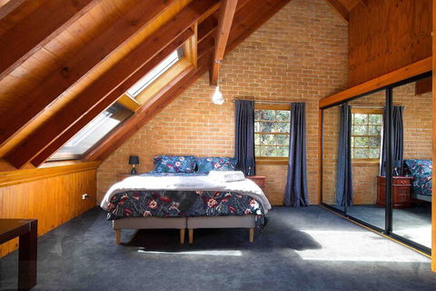 Honeysett Lodge - Goulburn Accommodation 2