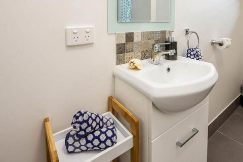 Sail Rock Apartment 2 - Goulburn Accommodation 3
