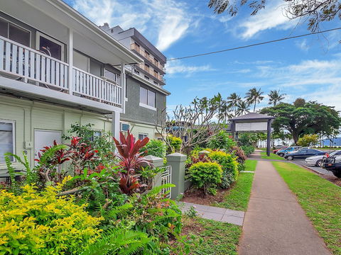 Easy Going Holiday Unit On McKenzie MK5 - Goulburn Accommodation 0