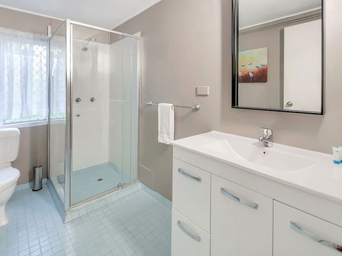 Easy Going Holiday Unit On McKenzie MK5 - Goulburn Accommodation 5