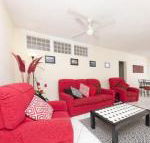 Carinya Gardens 15 - Goulburn Accommodation